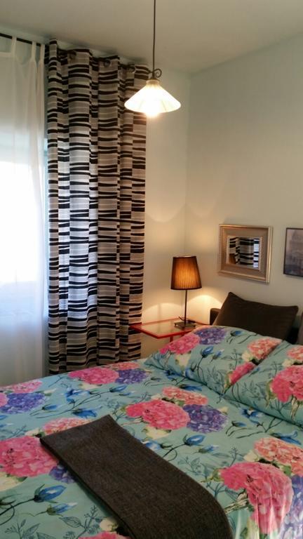 Orange Cube Apartment Rijeka Phòng bức ảnh