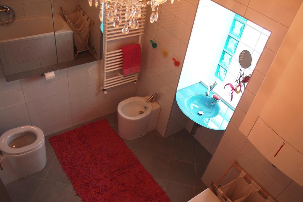 Orange Cube Apartment Rijeka Phòng bức ảnh