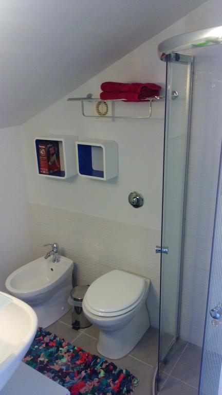 Orange Cube Apartment Rijeka Ngoại thất bức ảnh